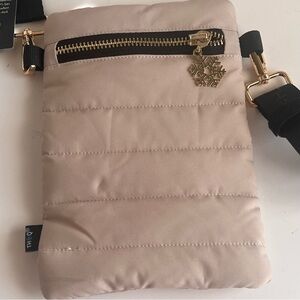 How Elegant Beige Crossbody Bag with Gold Details for mobile